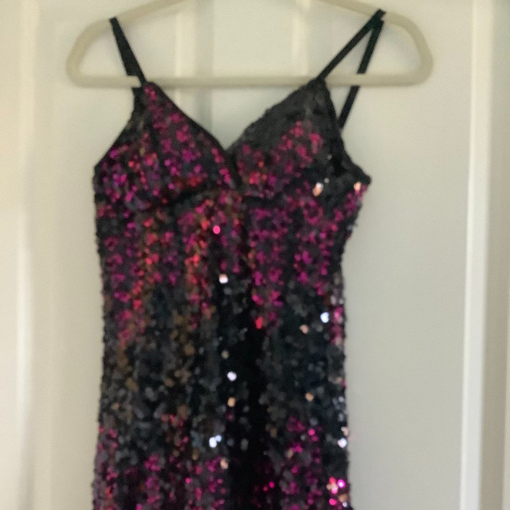 WET SEAL MEDIUM PURPLE SEQUIN MINI COCKTAIL DRESS